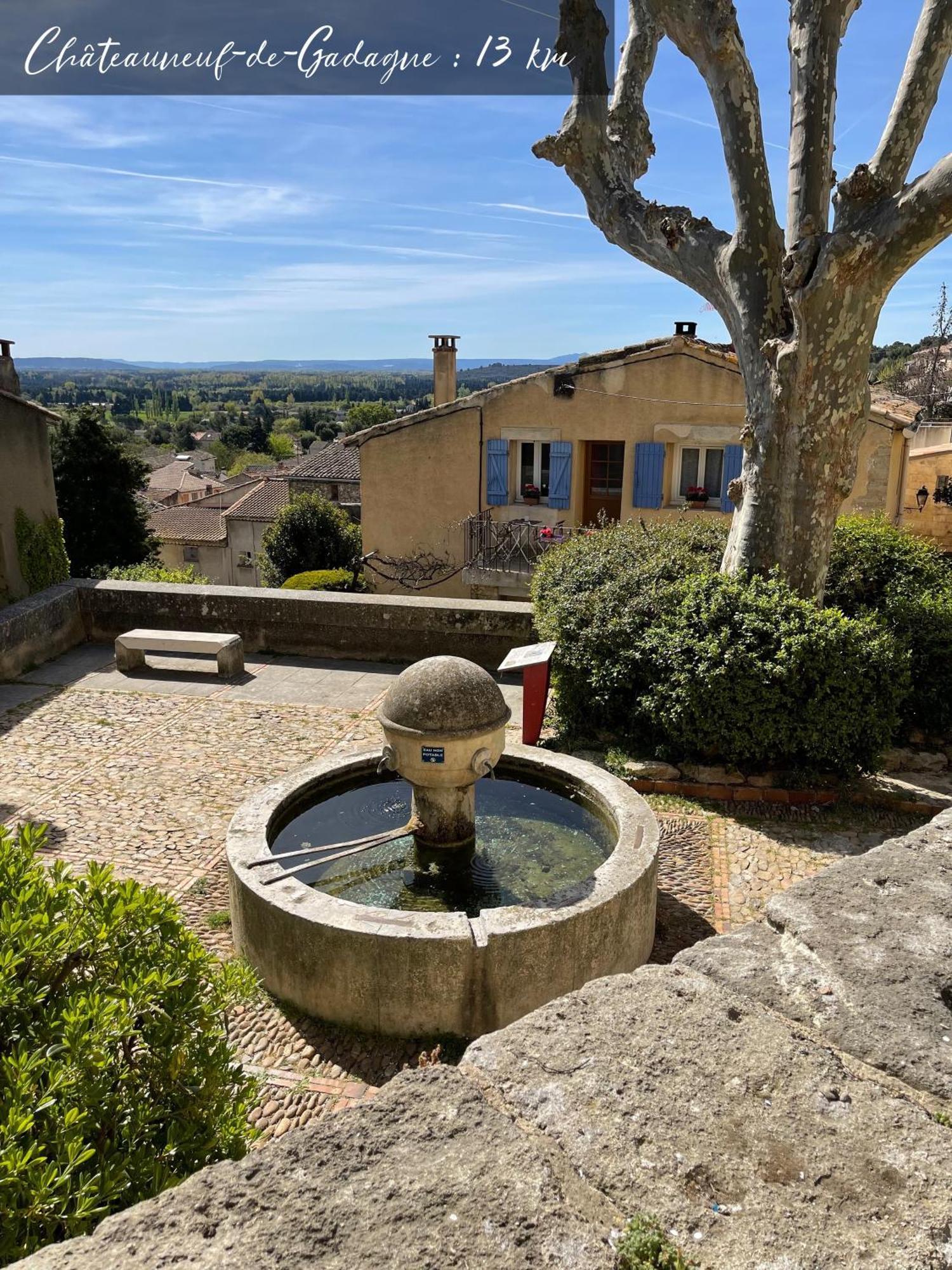 Lou Paseo : Appartement Brocante Centre Historique LʼIsle-sur-la-Sorgue Exterior foto